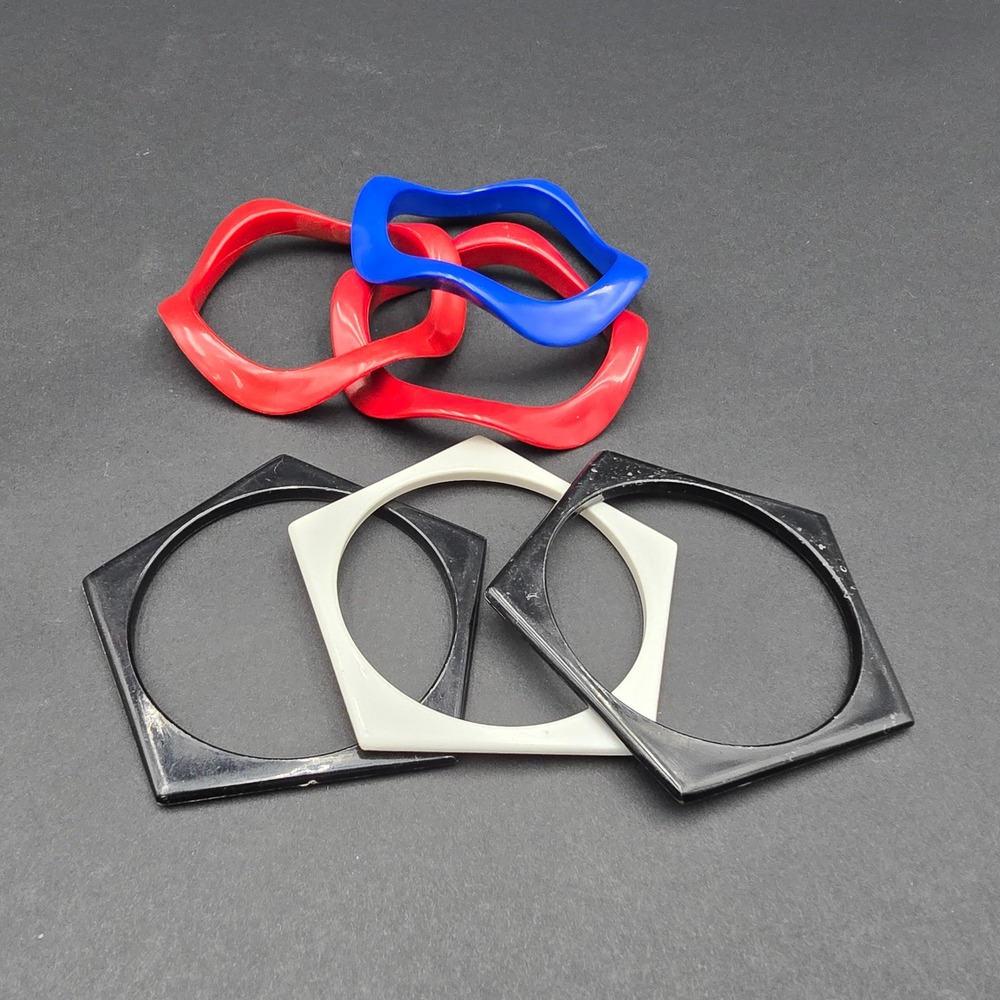 Vintage Geometric Bangle Bracelet Set 6pc Wavy Pentagon Red Blue Black White